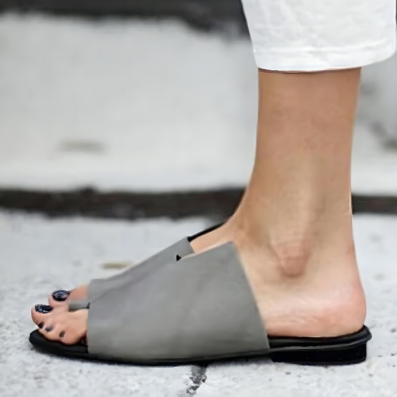 Women's Black Leather Slide Sandals - Comfortable Open-Toe Summer Footwear for Casual and Everyday Wear4