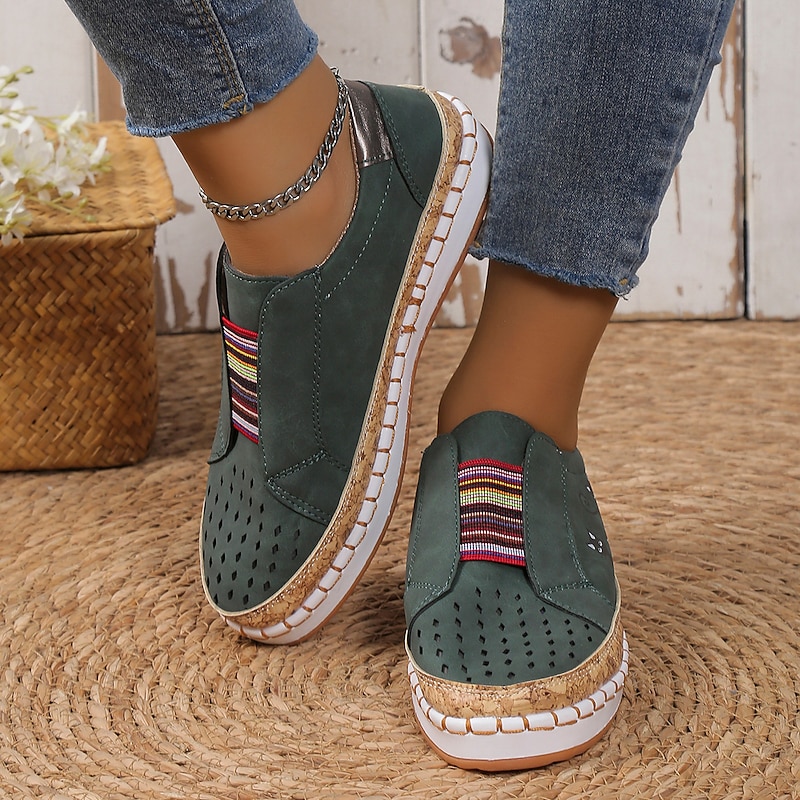 Women's Green Cat Print Slip-On Casual Sneakers – Breathable Loafers with Elastic Panel for Walking, Travel & Everyday Wear4