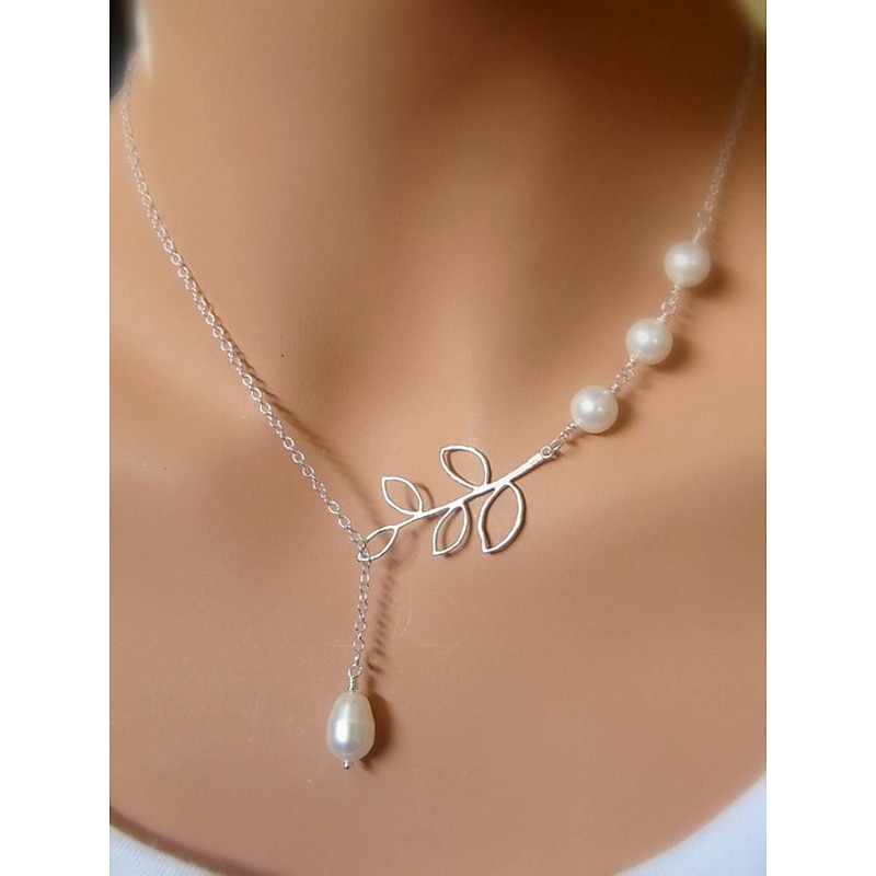 Women's necklace Fashion Outdoor Leaf Necklaces3