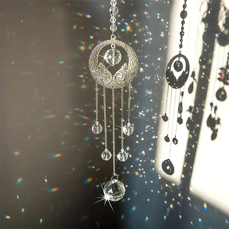 Gorgeous Crystal Wind Catcher Wind Chime - Add a Touch of Elegance to Your Garden or Window!