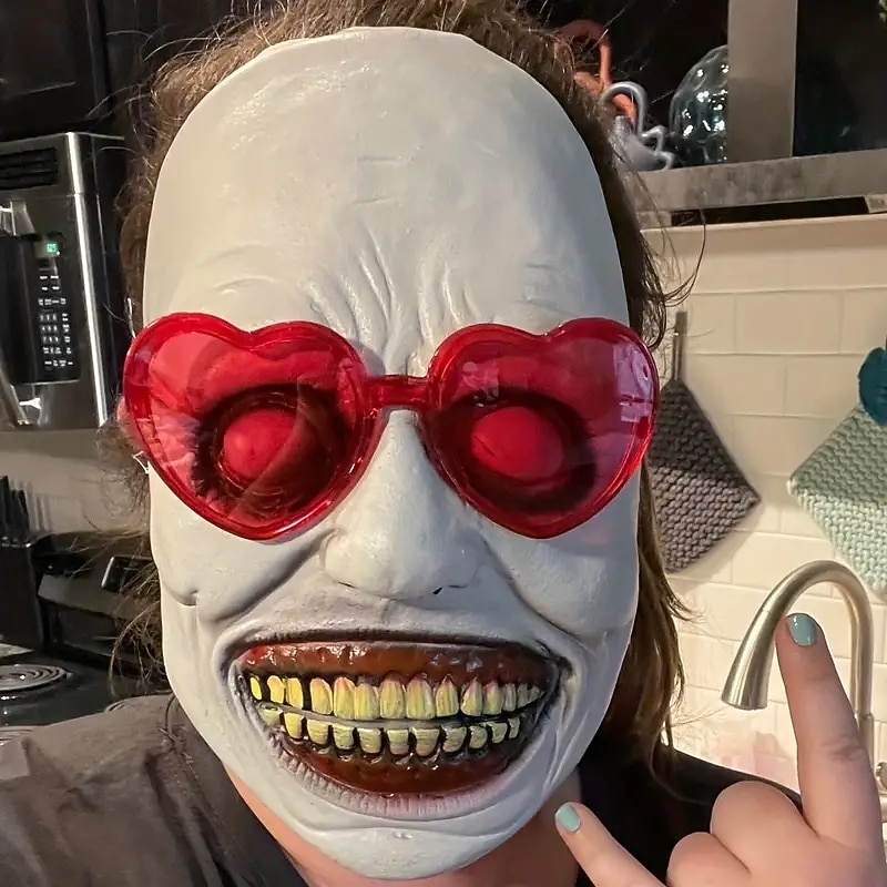 Creepy Smile Demons Halloween Latex Masks Horror Green Face Masks The Evil Cosplay Props Horror Decor Halloween Decor Party Decor for Halloween3