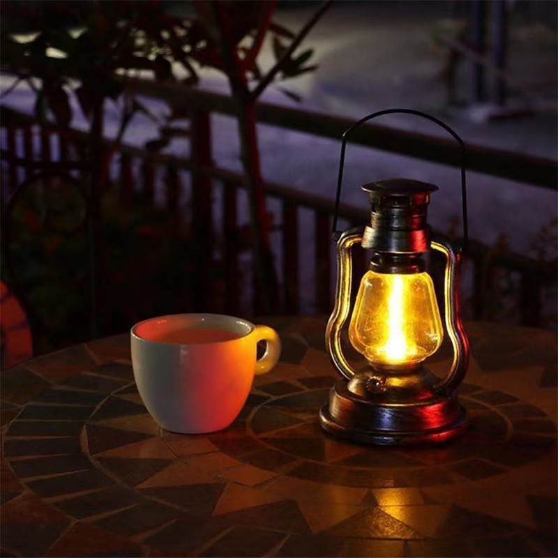 LED Solar Lamp Retro Kerosene Lamp Outdoor Garden Courtyard Decoration Portable Lantern Solar Candle Pendant Outdoor Camping Tent Lamp4