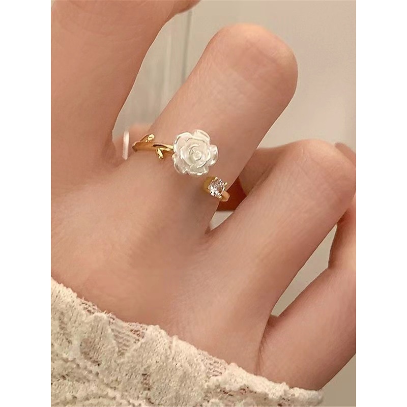 Women's Rings Fashion Outdoor Floral Ring - Main Image