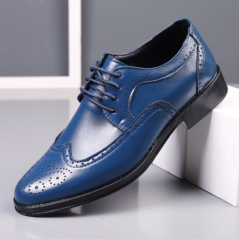 Men's Classic Brogue Leather Dress Shoes, Stylish Wingtip Lace-Up Oxfords, Elegant Formal Footwear for Business and Special Occasions