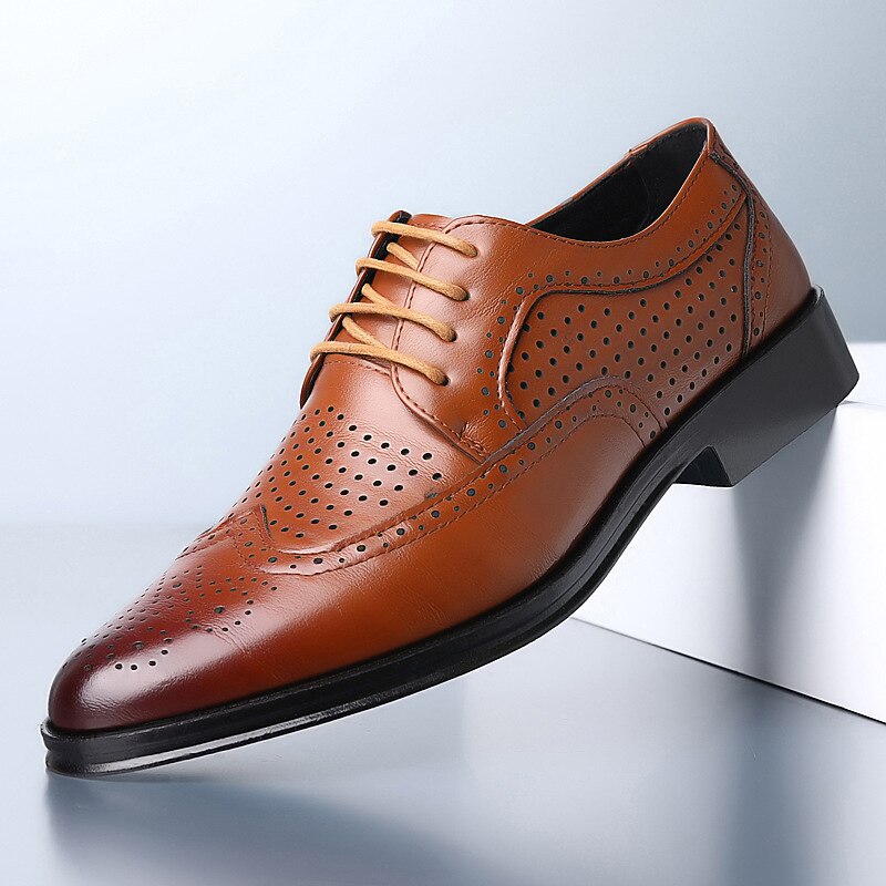 Men's Classic Brogue Leather Dress Shoes, Stylish Wingtip Lace-Up Oxfords, Elegant Formal Footwear for Business and Special Occasions3