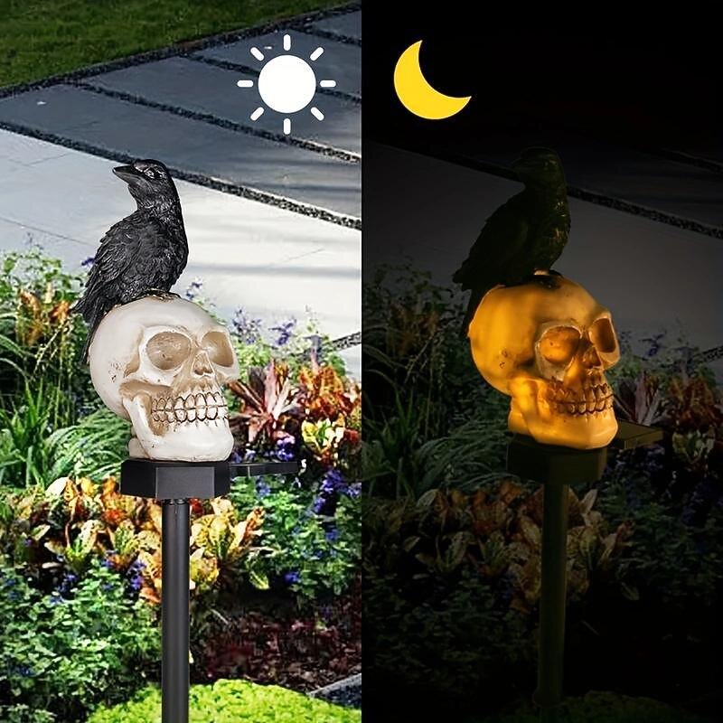 Halloween Outdoor Solar Garden Lights Resin Garden Landscape Insert Skull Crow Atmosphere Decorative Lights Waterproof Halloween Patio Lawn Decoration4
