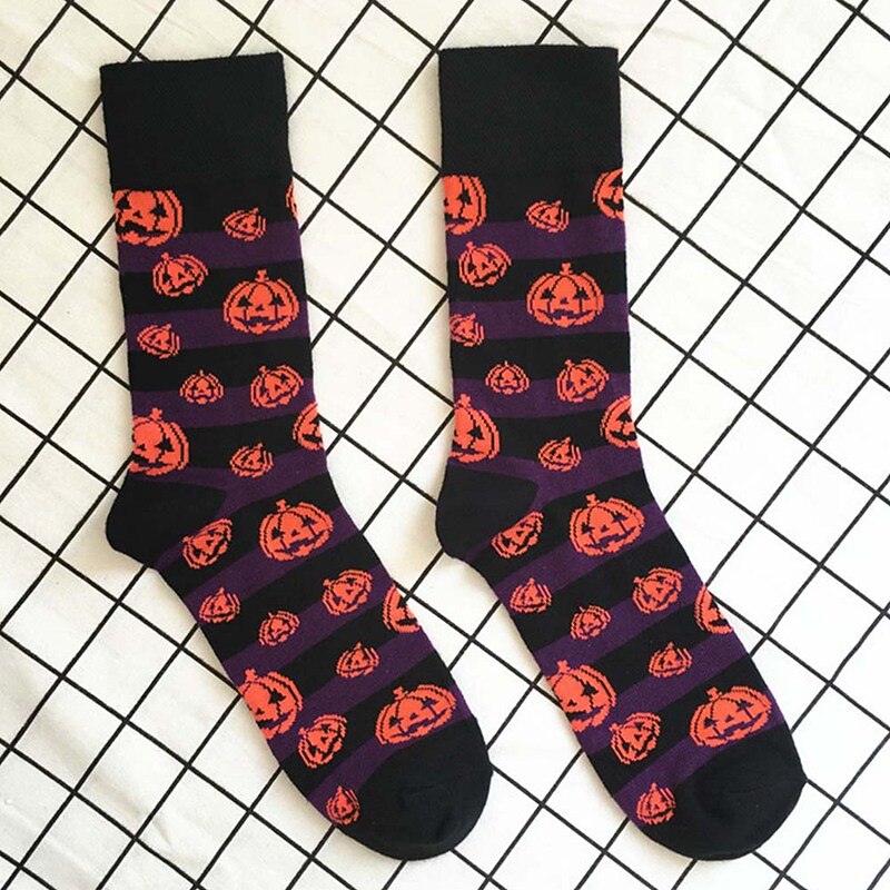 1Pair Halloween Socks Bats Pumpkin Cartoon Socks Men Knee-High Socks Halloween Cotton Crew Socks Spring Autumn Casual Socks3