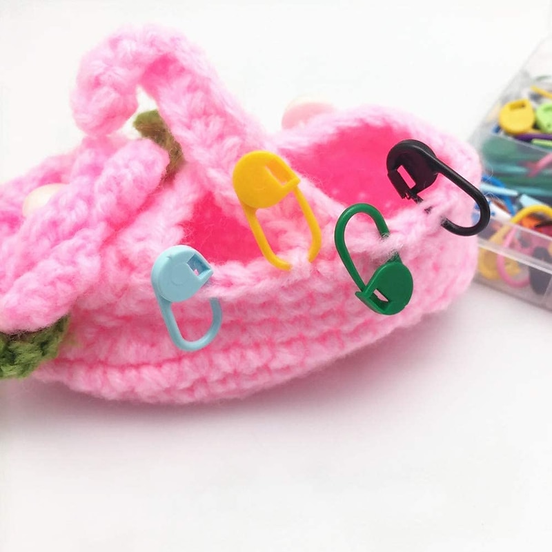 100PCS Colorful Plastic Knitting Tools Mini Resin Clips Pins Locking Stitch Markers Crochet Sewing Needle Clip Hooks for Sweater2