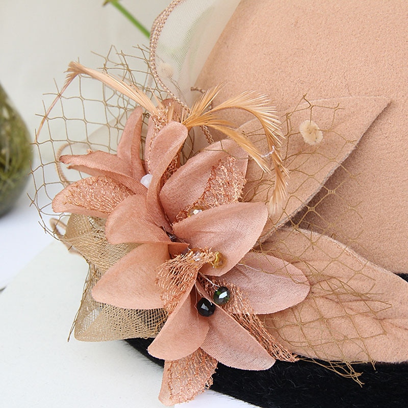 Kentucky Derby Hat Fall Wedding Hats Artificial feather Poly / Cotton Blend Bowler / Cloche Hat Bucket Hat Fedora Hat Casual Holiday Vintage Style Elegant With Feather Appliques Headpiece Headwear4