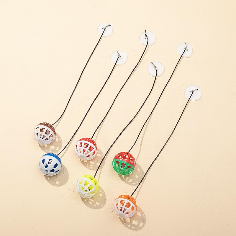 1pcs suction cup bell bouncy ball cat toy color plastic sounding bell interactive self-hitting cat ball factory direct sale3