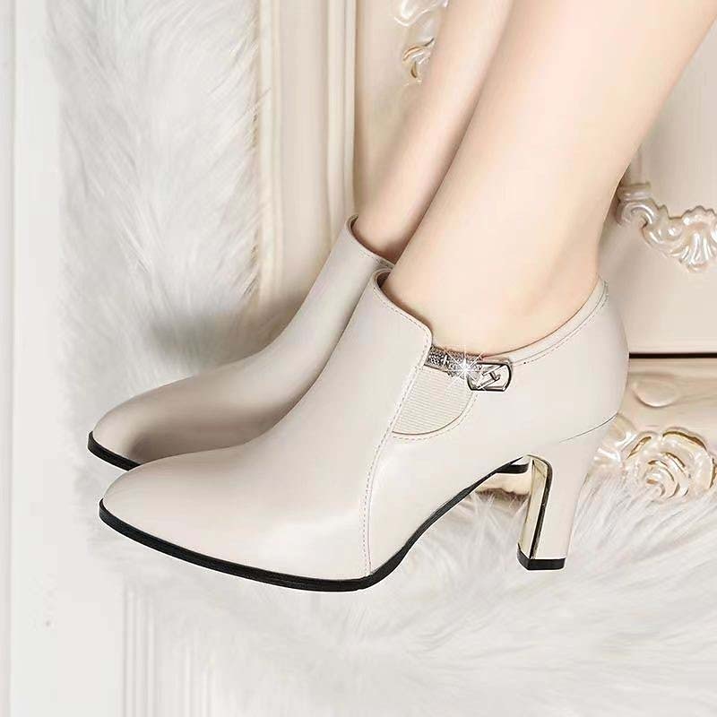 Women's White Ankle Booties – Pointed Toe High Heel Dress Boots with Zipper Detail for Elegant Office Wear, Parties & Fall Outfits2