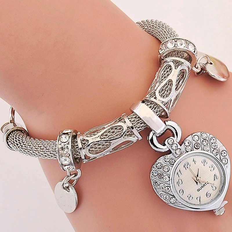 Gold Silver Fashion Women Bracelet Watches Ladies Girls Women's Wristwatch Love Heart Round Quartz Watch4
