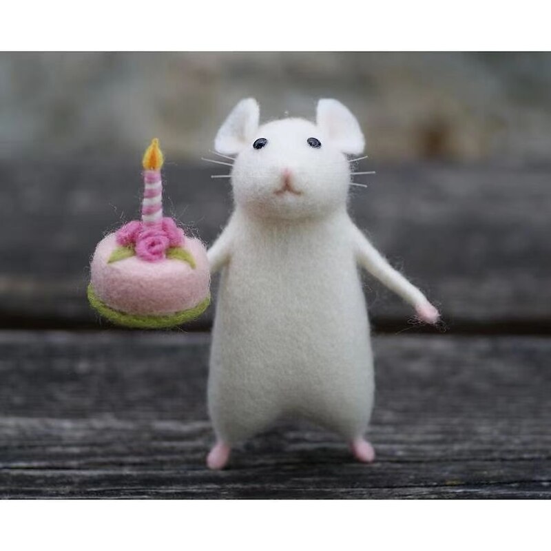 Halloween Mouse with Pumpkin, Christmas Mouse with a Gift,Cute Felt Mouse Ornament Needle Felting Mouse, Birthday Mouse, Needle Felting Kit, No Finished DIYKit Pack, Needle Felting Miniature 7