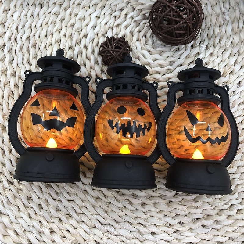 Halloween Decorarions Pumpkin Lamp Retro Small Oil Lamp LED Electronic Candle Portable Pumpkin Lamp Electroplating Magic Color Storm Lantern3