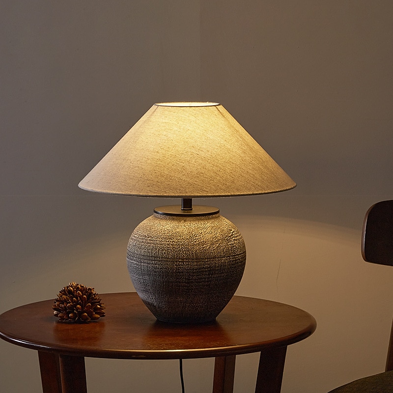 Table Lamp Creative Ceramic Bedside Table Lamp Modern Minimalist Bedside Table Lamp Bedroom Living Room Study Bedside Lamp Decorative Small Table Lamp Bedside Lamp 110-240V3