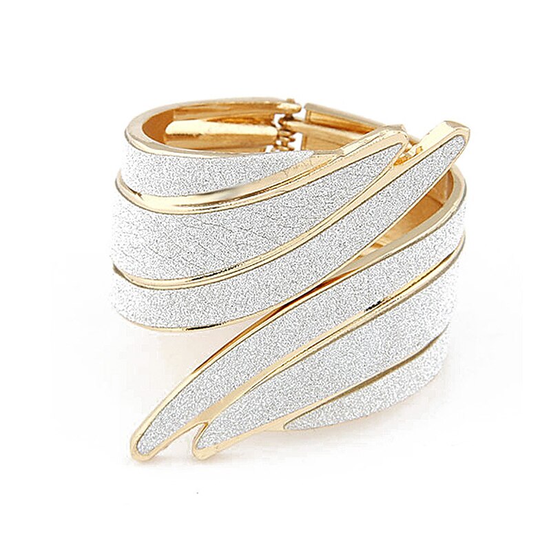 Women's Cuff Bracelet Retro Fashion Wings Fashion Statement Simple Elegant Holiday Alloy Bracelet Jewelry 1# / 2# / White For Party Evening Holiday Date Beach Festival2