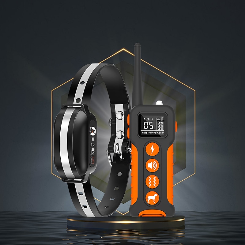 Dog training collar LCD screen display three training modes beeping vibration electric shock with strong torch IP67 waterproof suitable for medium and large dogs With anti loss rope