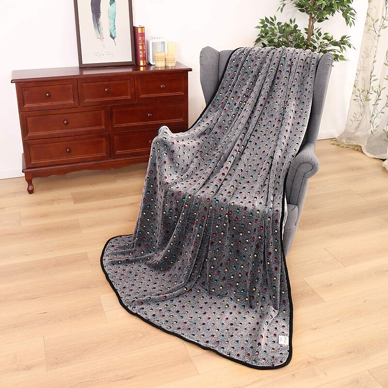 Pet Blanket Coral Velvet Flannel Dog Cat Blanket Dog Litter Cushion4
