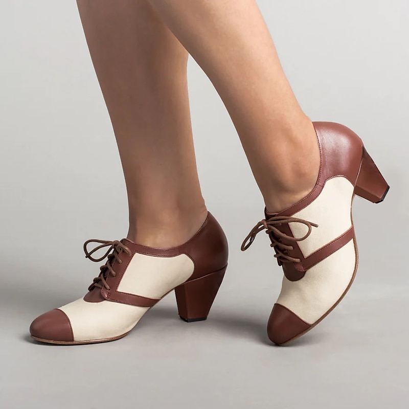 Women's Vintage Two-Tone Oxford Shoes - Classic Lace-Up Low Heel for Retro Office or Casual Wear2