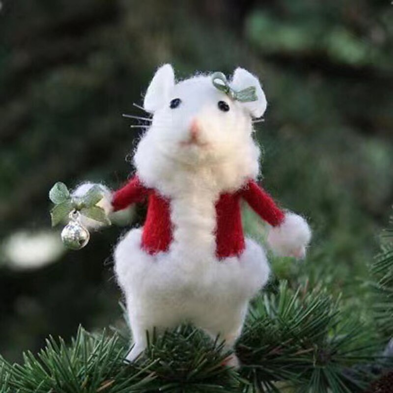Halloween Mouse with Pumpkin, Christmas Mouse with a Gift,Cute Felt Mouse Ornament Needle Felting Mouse, Birthday Mouse, Needle Felting Kit, No Finished DIYKit Pack, Needle Felting Miniature 9
