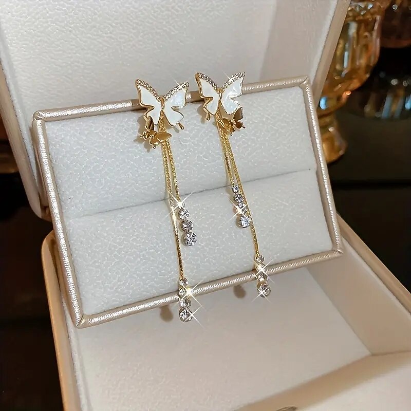 Women's Stud Earrings Drop Earrings Hoop Earrings Retro Butterfly Vintage Stylish Simple Luxury Sweet Earrings Jewelry Gold For Party Street Daily Holiday Festival 1 Pair4