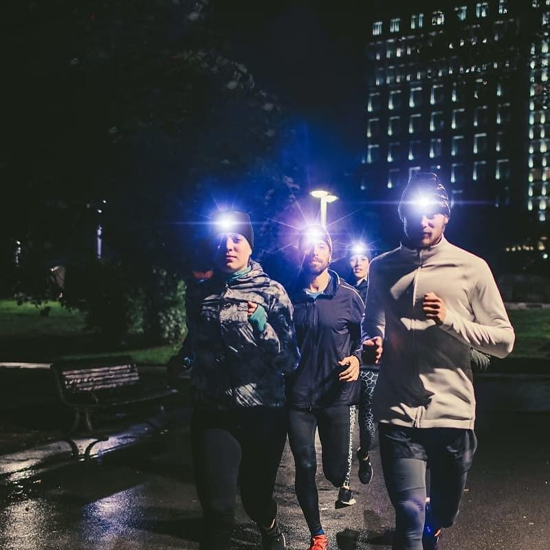 Beanie Hat Unisex with Light USB Rechargeable 4 LEDs Beanie Warm Knit Hat for Dad Father Men Women Husband Knitted Cap Christmas Gifts4