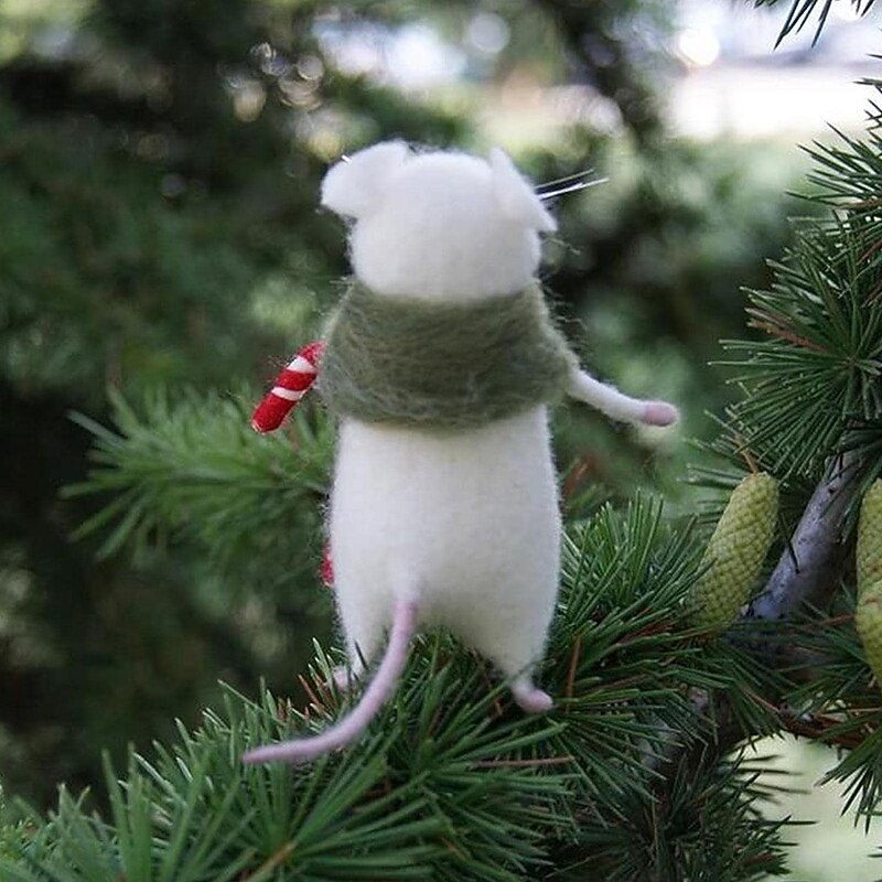 Halloween Mouse with Pumpkin, Christmas Mouse with a Gift,Cute Felt Mouse Ornament Needle Felting Mouse, Birthday Mouse, Needle Felting Kit, No Finished DIYKit Pack, Needle Felting Miniature 11