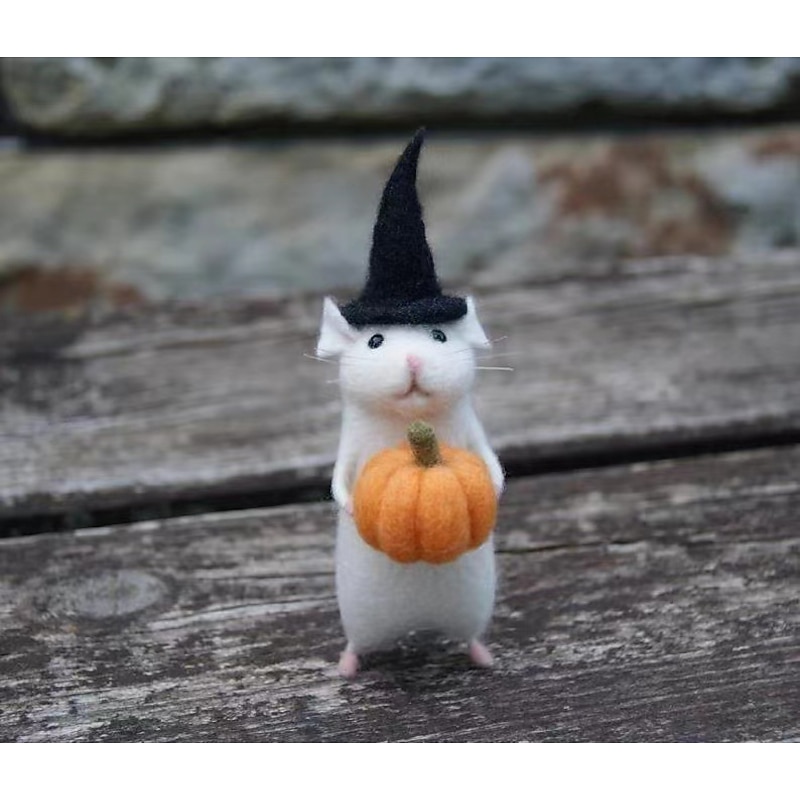 Halloween Mouse with Pumpkin, Christmas Mouse with a Gift,Cute Felt Mouse Ornament Needle Felting Mouse, Birthday Mouse, Needle Felting Kit, No Finished DIYKit Pack, Needle Felting Miniature 5