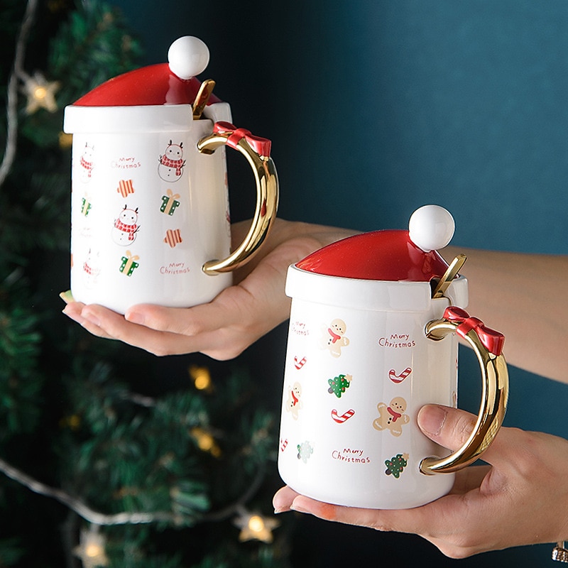 400ml Christmas Ceramic Mug with Christmas Hat Lid and Gold Spoon Creative Water Milk Tea Cup Cute Christmas Gift for Child Kids Coffee Cup3
