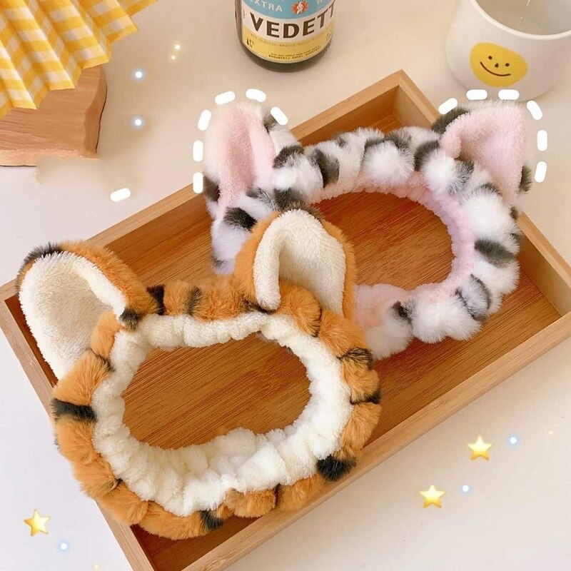 Cute Tiger Shampoo Hair Band Cartoon Cute Animal Headwear Shampoo Makeup Plush Tiger Ear Band