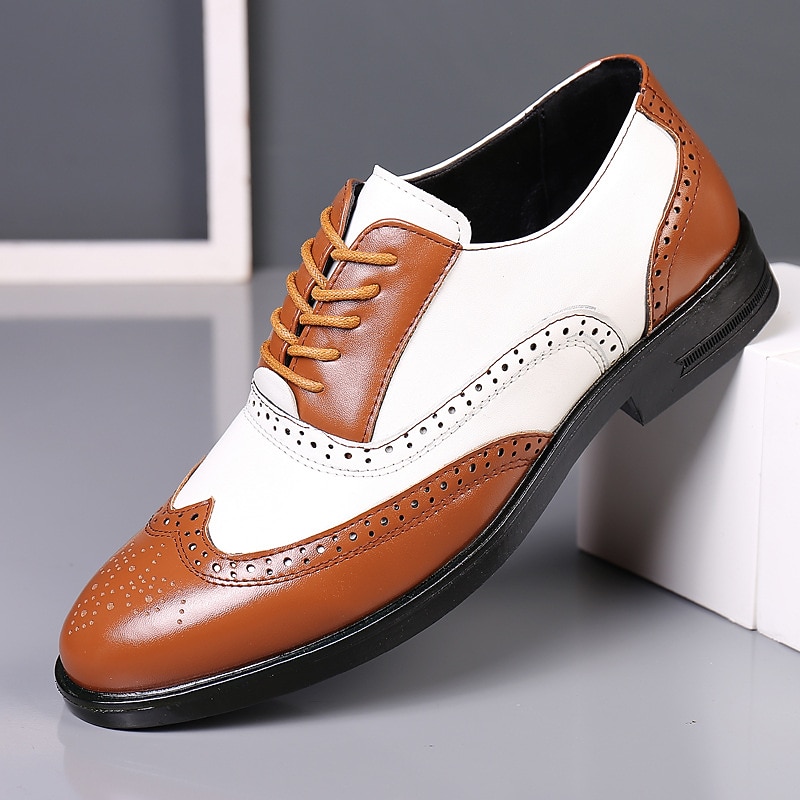 Men's White and Burgundy Wingtip Oxford Brogue Shoes, Gatsby-Inspired Glossy Leather Spectator Dress Shoes for 1920s Jazz Party, Vintage Wedding, and Themed Formal Events2