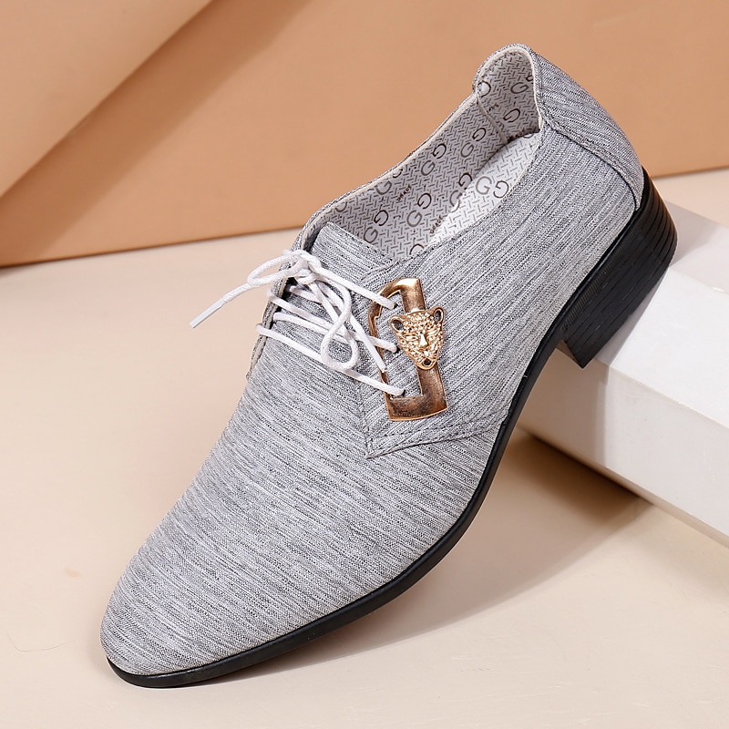 Men's Fashion Oxford Shoes – Light Blue Lace-Up Dress Shoes with Golden Tiger Detail for Formal or Casual Occasions3