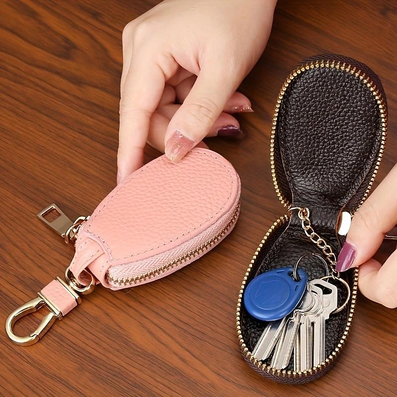 Faux Leather Zipper Key Case – Compact Key Organizer with Keychain Clip for Women & Men, Secure Key Holder for Car & Home Use