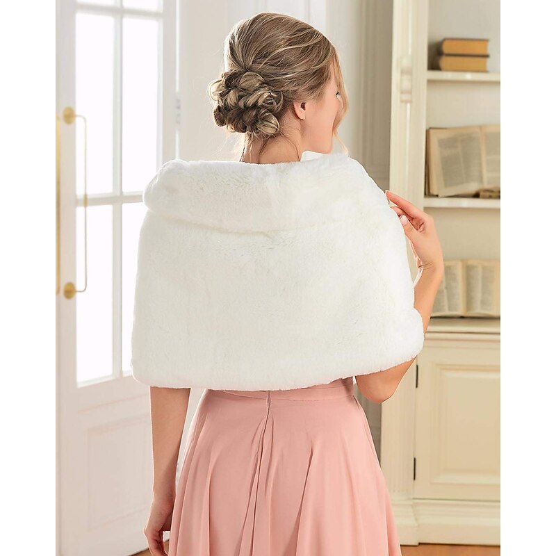 1920s Bride Wedding Fur Shawls and Wraps Winter Bridal Faux Fox Fur Stoles and Scarfs for Women and Bridesmaids3