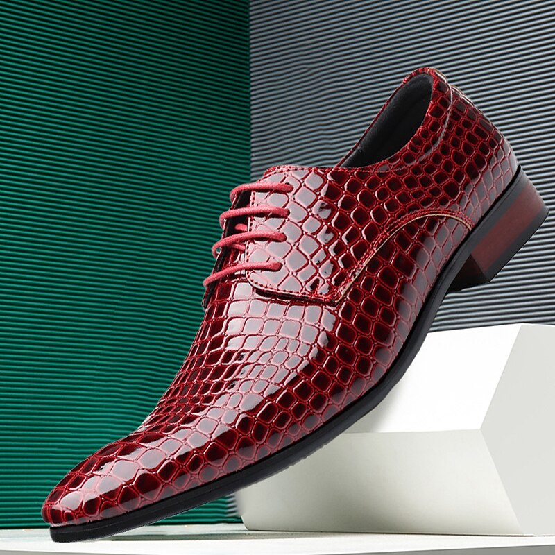 Men's Blue and Red Patent Faux Leather Oxford Shoes – Embossed Crocodile Pattern with Lace-Up Design for Formal Events and Business Wear