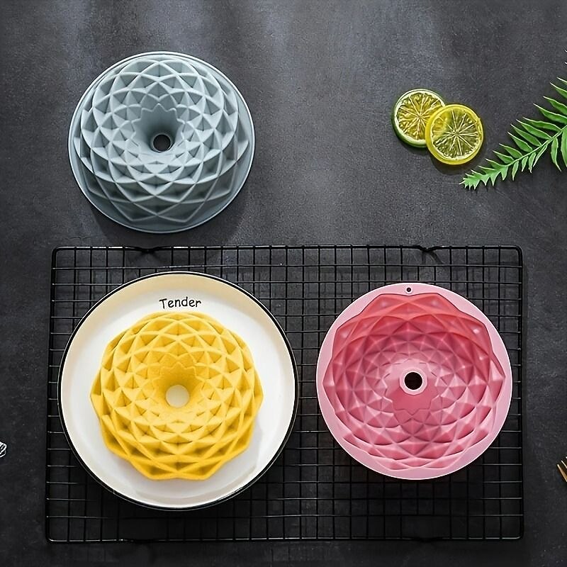 1pc Flower Bloom Shape Cake Baking Pan, Silicone 3D Modeling Suitable For DIY Baking Cake, Chocolate, Ice-cream, Fudge Jelly And Other Production, Baking Tools, Kitchen Gadgets Supplies2