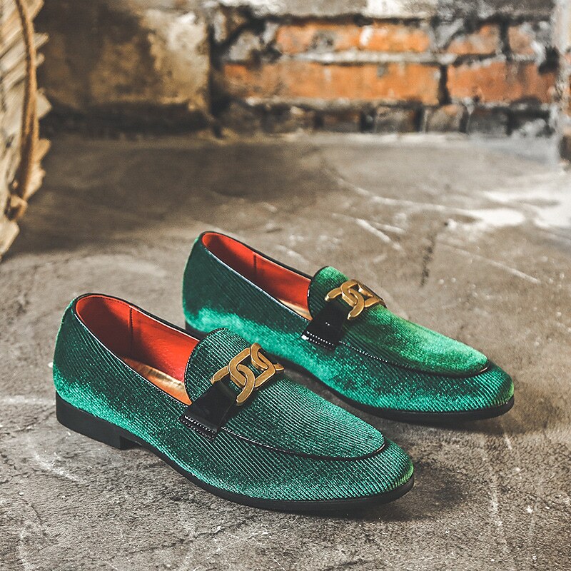 Men's Green Velvet Loafers with Gold Chain Detail – Stylish Slip-On Shoes for Formal, Casual, and Evening Wear4