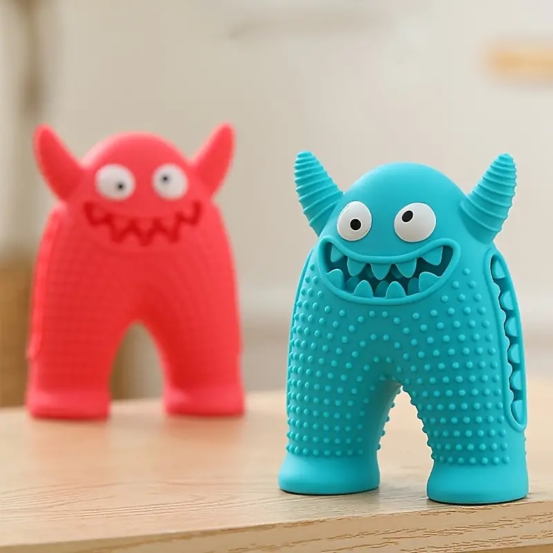 1pc Monster Design Durable Dog Chew Toys Food Leaking Tough Dog Grinding Teeth Toys2