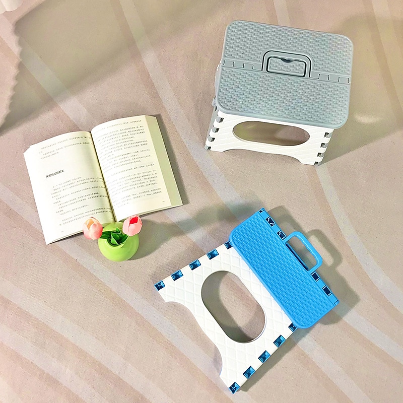 Plastic Foldable Small Stool Camping Portable Shoe Changing Stool Creative Mini Outdoor Portable Folding Stool For Home Use3