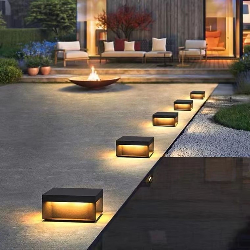 Outdoor Post Lights Retro Outdoor LED Deck Fence Cap Light for Patio Garden Decoration Fence Lights Warm White Stainless Steel Black Exterior Pillar 110-240V2