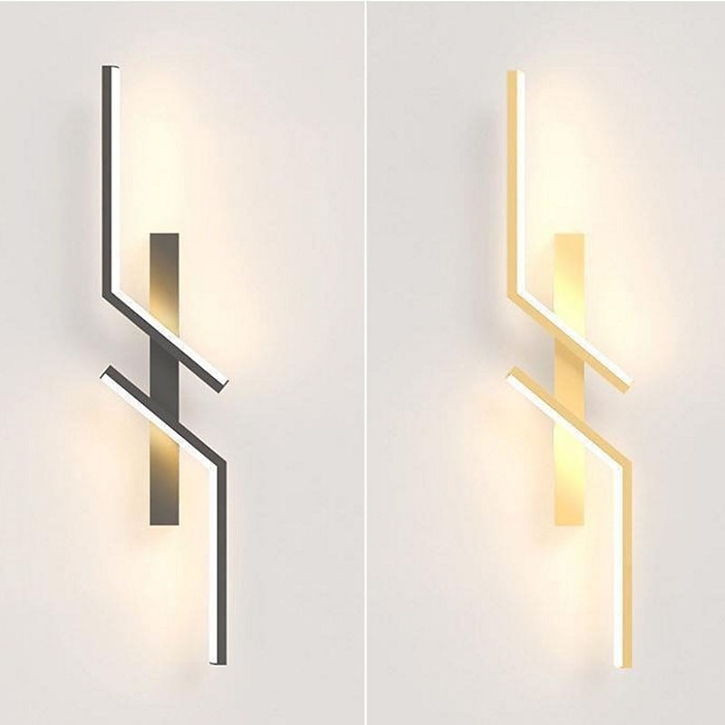 Black LED Wall Light Modern Metal Linear Wall Mounted Lamp Indoor Led Wall Sconce Lighting Long Strip Design Indoor Wall Lamp for Living Room Bedroom Porch Hallway Bathroom Bedside2