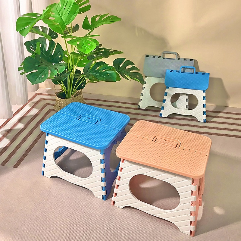 Plastic Foldable Small Stool Camping Portable Shoe Changing Stool Creative Mini Outdoor Portable Folding Stool For Home Use2