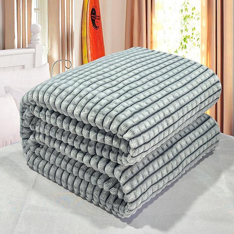 Thickened Solid Color Pineapple Checked Flannel Blanket Coral Velvet Sofa Cover Blanket Air Conditioning Blanket Nap Blanket3