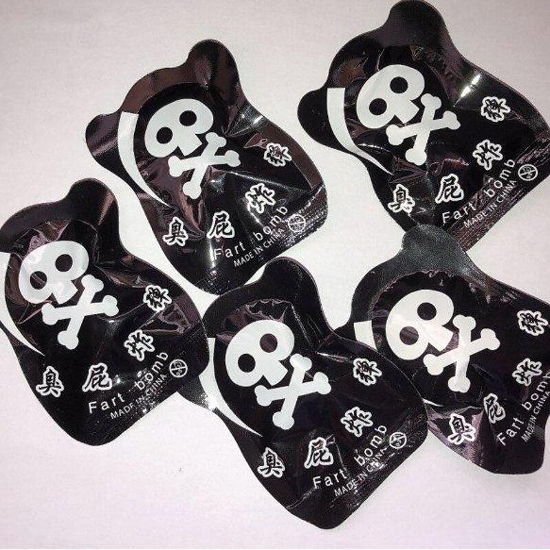 Stinky Fart Bag Stinky Fart Bomb April Fool's Day Toy Funny Gifts Halloween Prank Disposable Stink Bag2