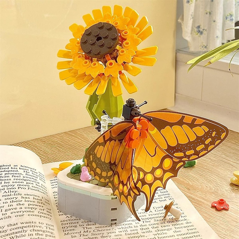 Women's Day Gifts Potted Plant Flower Building Block Set with Butterfly Bee Sunflowers Insects and Girasoles Flowers Valentine's Day Women's Day Mother's Day Gifts for Girls Mother's Day Gifts for MoM