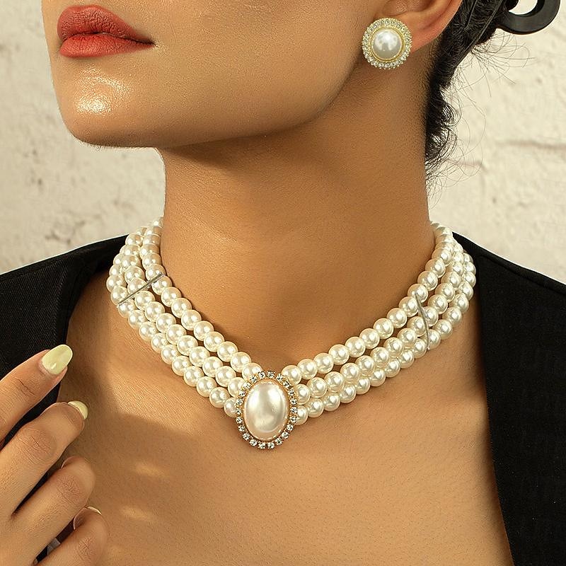 Women's Vintage Pearl Choker Necklace Set with Rhinestone Pendant – Elegant Layered Pearl Jewelry for Weddings and Formal Events