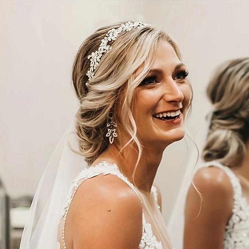 White Crystal Headdress Bridesmaid Bride Wedding Dress Wreath Hair Accessories Pearl Headband , ideal choice for gifts