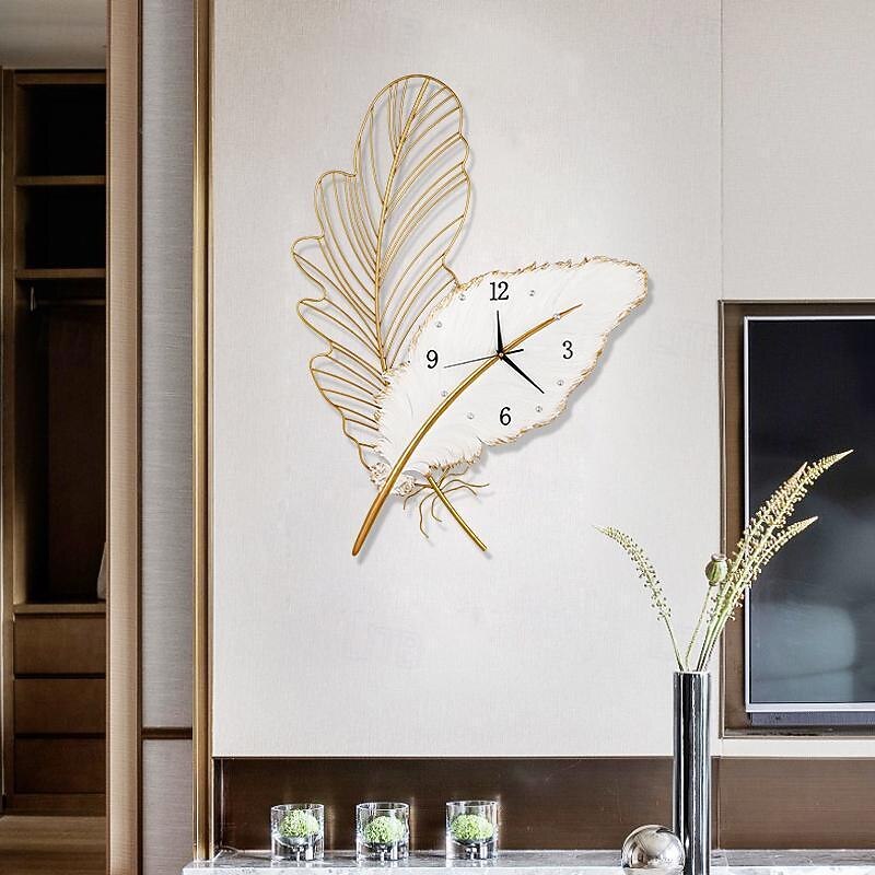 Feather Wall Clock Living Room Hanging Wall Clock Household TV Wall Decorative Clock 78 * 55 cm2
