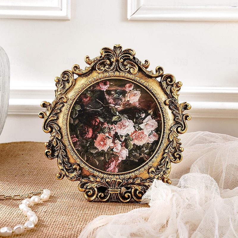 1PC A Circular Decorative Photo Frame With European Retro Golden Lace Decoration Comes With A Random Inner Paper Suitable for Photo Display and Home Decoration Photography As A Shooting Prop
