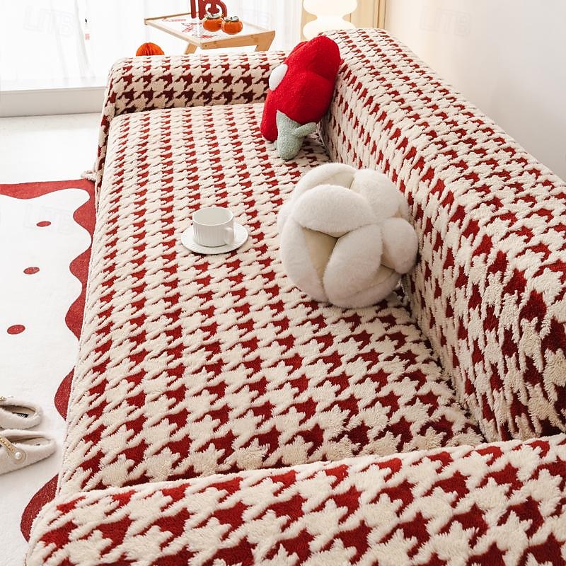 Throw Blankets for Couch and Bed,Soft Cozy Sofa Cover Blanket with Houndstooth Jacquard,Decorative Blankets and Throws, Red Warm Velvet Blanket for Wedding4